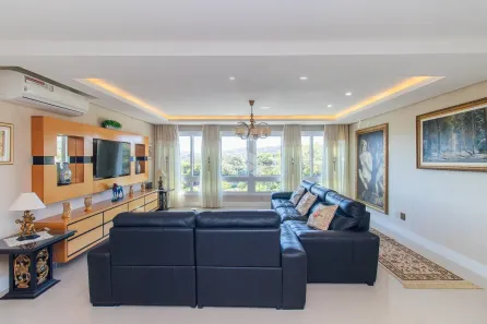 Apartamento com 3 Quartos à venda, 135m² no Partenon, Porto Alegre