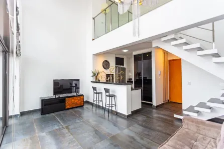 Apartamento com 1 Quarto para alugar, 78m² no Centro, Curitiba