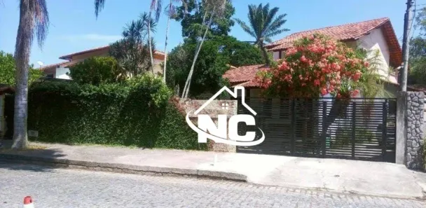 Casa com 5 Quartos à venda, 360m² no Itaipu, Niterói