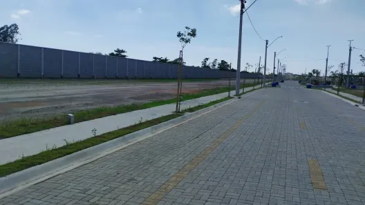 Lote/Terreno à venda, 200m² no Village Rio das Ostras, Rio das Ostras