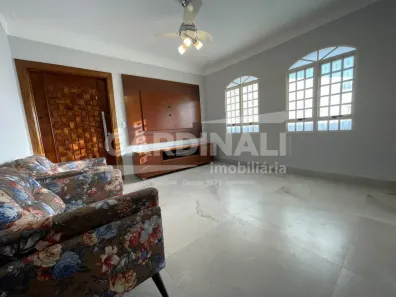 Casa com 3 Quartos à venda, 218m² no Jardim Cruzado, Ibaté