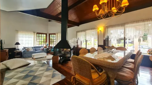 Casa com 4 Quartos à venda, 342m² no Vila Suzana, Canela