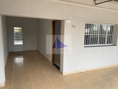 Casa com 3 Quartos para alugar, 110m² no Jardim Aurélia, Campinas