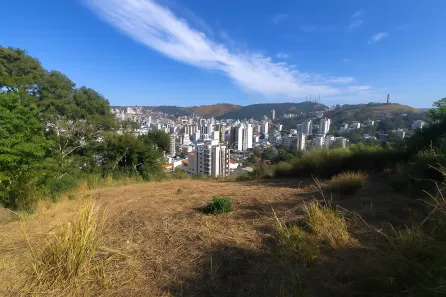 Lote/Terreno à venda, 1245m² no Bom Pastor, Juiz de Fora