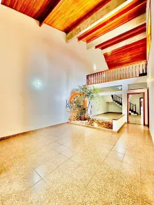 Casa com 6 Quartos para alugar, 372m² no Vila Esperia ou Giglio, Atibaia