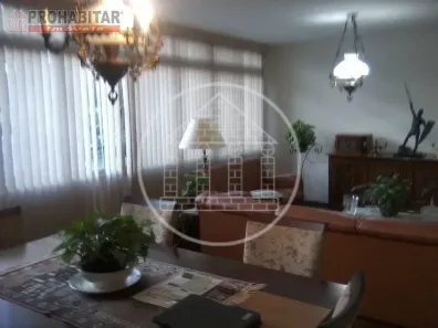 Sobrado com 4 Quartos à venda, 272m² no Jardim Cordeiro, São Paulo