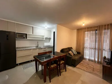 Apartamento com 2 Quartos para alugar, 65m² no Areias, São José