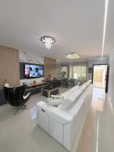 Sobrado com 4 Quartos à venda, 213m² no Penha de França, São Paulo