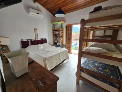 Casa com 4 Quartos à venda, 161m² no Massaguaçu, Caraguatatuba