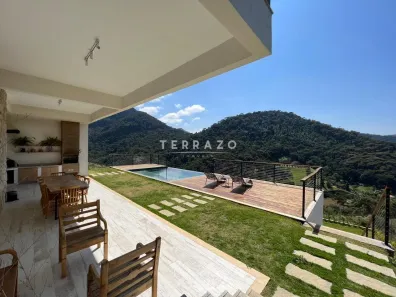 Casa de Condomínio com 4 Quartos à venda, 310m² no Vargem Grande, Teresópolis