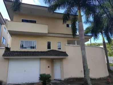 Sobrado com 4 Quartos à venda, 210m² no Pechincha, Rio de Janeiro