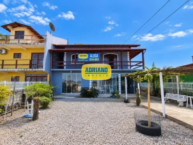 Casa com 2 Quartos para alugar, 140m² no Praia do Pontal, Palhoça