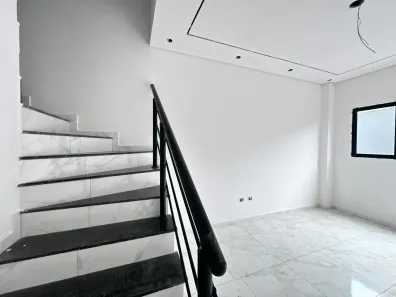 Sobrado com 2 Quartos à venda, 52m² no Sítio do Campo, Praia Grande