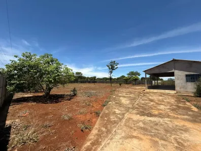 Fazenda/Sítio à venda, 2000m² no Condomínio Privê das Oliveiras, Goiânia