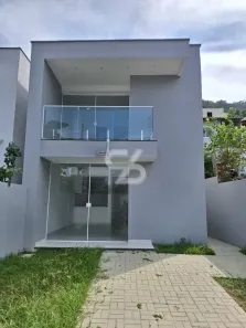 Casa com 3 Quartos à venda, 120m² no Piratininga, Niterói