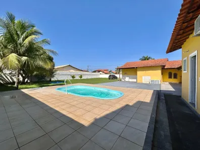 Casa com 4 Quartos à venda, 120m² no Centro (Iguabinha), Araruama