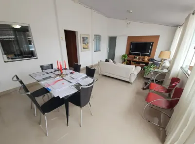Casa com 4 Quartos à venda, 310m² no Taguatinga Sul, Brasília