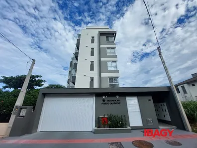 Apartamento com 2 Quartos para alugar, 56m² no Praia de Fora, Palhoça