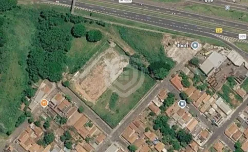 Lote/Terreno à venda, 8000m² no Parque Santa Terezinha, Bauru