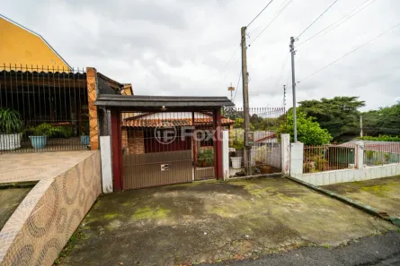 Casa com 2 Quartos à venda, 91m² no Agronomia, Porto Alegre