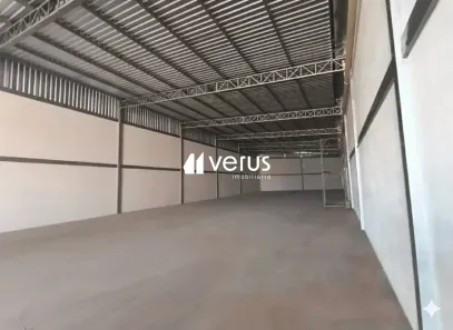 Galpão/Depósito/Armazém para alugar, 810m² no Presidente Roosevelt, Uberlândia