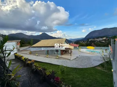 Casa de Condomínio com 4 Quartos à venda, 326m² no Cascatinha, Nova Friburgo