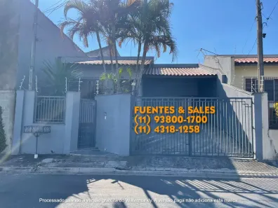 Casa com 3 Quartos para alugar, 186m² no Jardim Eneide, Atibaia