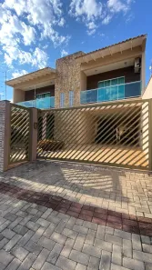 Sobrado com 3 Quartos à venda, 361m² no Jardim Esperança, Londrina