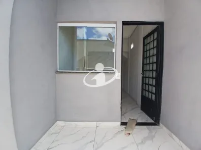 Casa com 3 Quartos para alugar, 150m² no Jardim Ipanema, Uberlândia