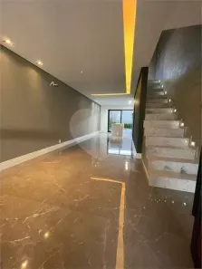 Sobrado com 3 Quartos à venda, 260m² no Vila Gomes Cardim, São Paulo