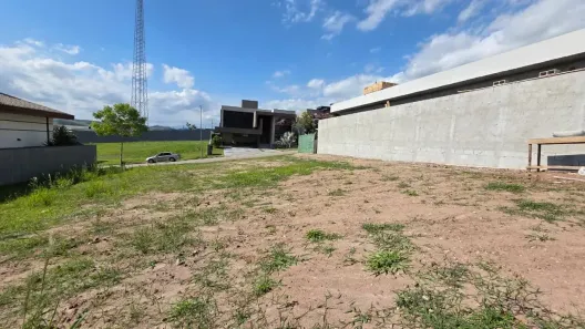 Lote/Terreno à venda, 600m² no Condomínio Residencial Colinas do Paratehy, São José dos Campos
