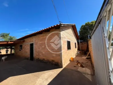 Casa com 3 Quartos à venda, 307m² no , Hidrolândia