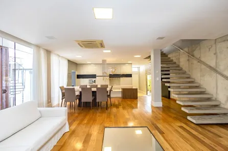 Casa de Condomínio com 3 Quartos à venda, 280m² no Butiatuvinha, Curitiba