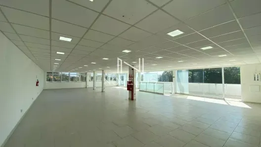 Galpão/Depósito/Armazém com 7 Quartos para alugar, 800m² no São João, Jacareí