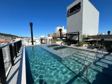 Apartamento com 2 Quartos à venda, 80m² no Centro, Florianópolis