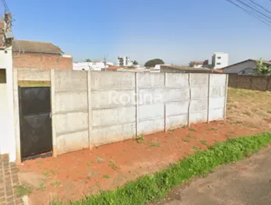 Lote/Terreno à venda, 250m² no Santa Rosa, Uberlândia