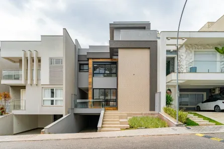 Casa de Condomínio com 3 Quartos à venda, 323m² no Uberaba, Curitiba
