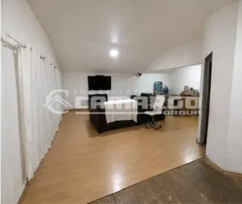 Casa com 4 Quartos à venda, 155m² no Pinheirinho, Curitiba