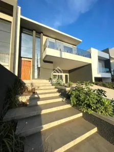 Casa de Condomínio com 3 Quartos à venda, 261m² no Colônia Dona Luíza, Ponta Grossa