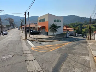 Prédio Comercial para alugar, 220m² no Vila São Paulo, Mogi das Cruzes