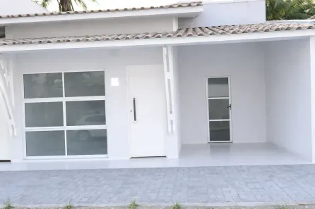 Casa de Condomínio com 3 Quartos para alugar, 120m² no Lagoa Salgada, Feira de Santana