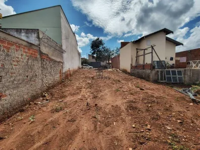Lote/Terreno à venda, 228m² no Loteamento São Francisco, Piracicaba