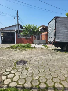 Casa com 2 Quartos à venda, 180m² no Parque Bitaru, São Vicente