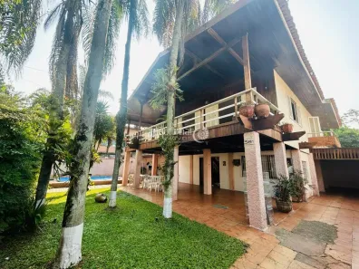 Casa com 4 Quartos à venda, 390m² no Jardim Virgínia, Guarujá