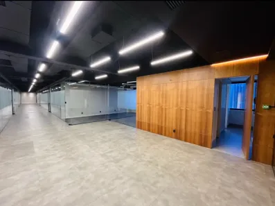 Sala Comercial para alugar, 600m² no Jardim Paulistano, São Paulo