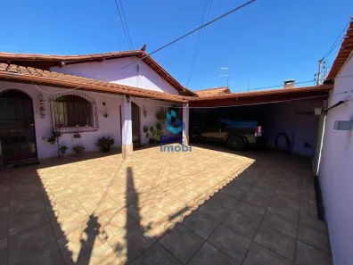Casa com 3 Quartos à venda, 200m² no Tirol (Barreiro), Belo Horizonte