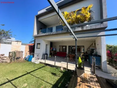 Sobrado com 3 Quartos à venda, 374m² no Tupy, Itanhaém