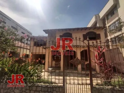 Casa com 5 Quartos à venda, 250m² no Marlin, Cabo Frio