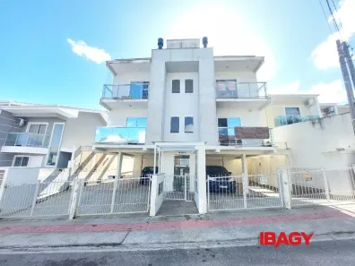 Apartamento com 2 Quartos para alugar, 61m² no Potecas, São José