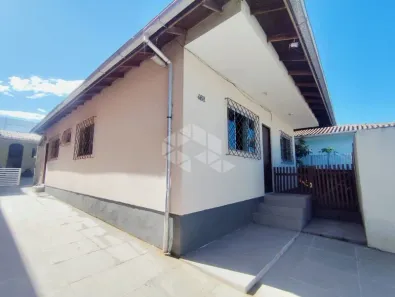 Casa com 3 Quartos para alugar, 75m² no Serraria, São José